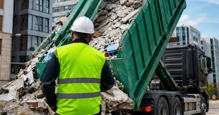 Вывоз строительного мусора в Наро-Фоминске: услуги лицензированной компании — ПроМусор